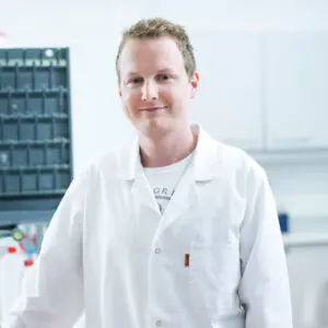 Thomas Elsigan im Thermochema Laboratorium